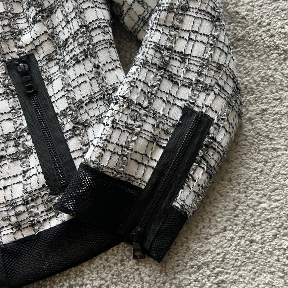 Milly White Tweed Jacket Skirt Suit Set - Picture 4 of 9